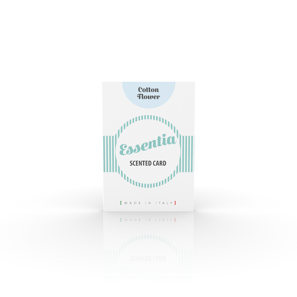 Een geurkaart van Essentia genaamd Cotton Flower, verkocht door Wasgeluk. De kaart heeft een lichte, bloemige geur en kan worden gebruikt om kleding en andere items op een subtiele manier te parfumeren. De voorkant van de kaart heeft een illustratie van katoenbloemen op een zachte, lichtgroene achtergrond.