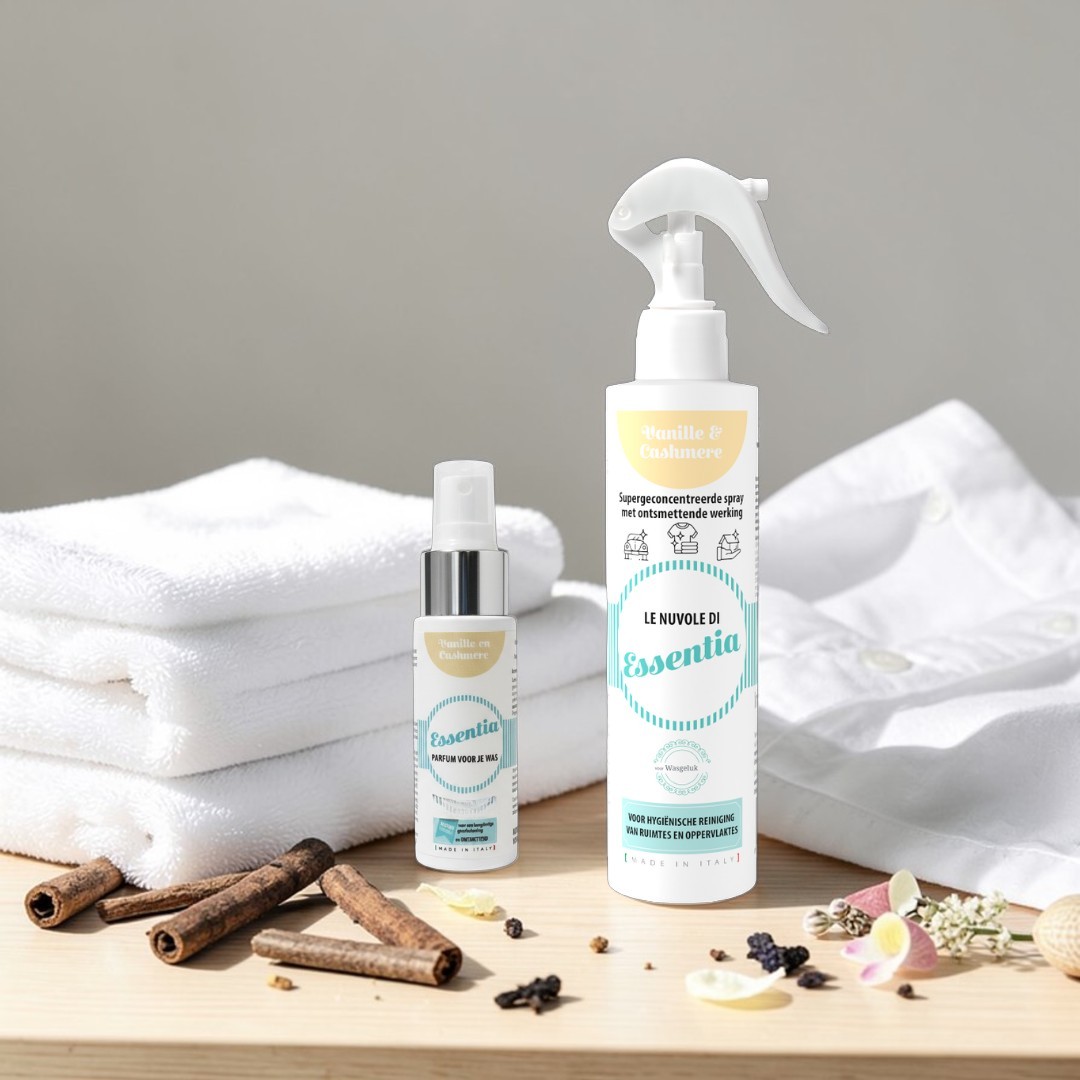 Cloud Vanille met Cashmere De geur van Vanille en Cashmere is warm, zacht en luxueus. Deze reinigingsspray met rijke vanille en kasjmier reinigt effectief en geeft je huis én je kleding een langdurig warme geur.