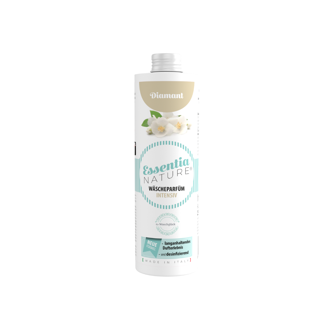 Essentia Nature wasparfum Intensiv Diamant van Wasgeluk in een witte fles met lichtgroene accenten en jasmijnbloemen, een langdurig geurende, desinfecterende en microplasticvrije wasparfum voor luxe wasgeur.